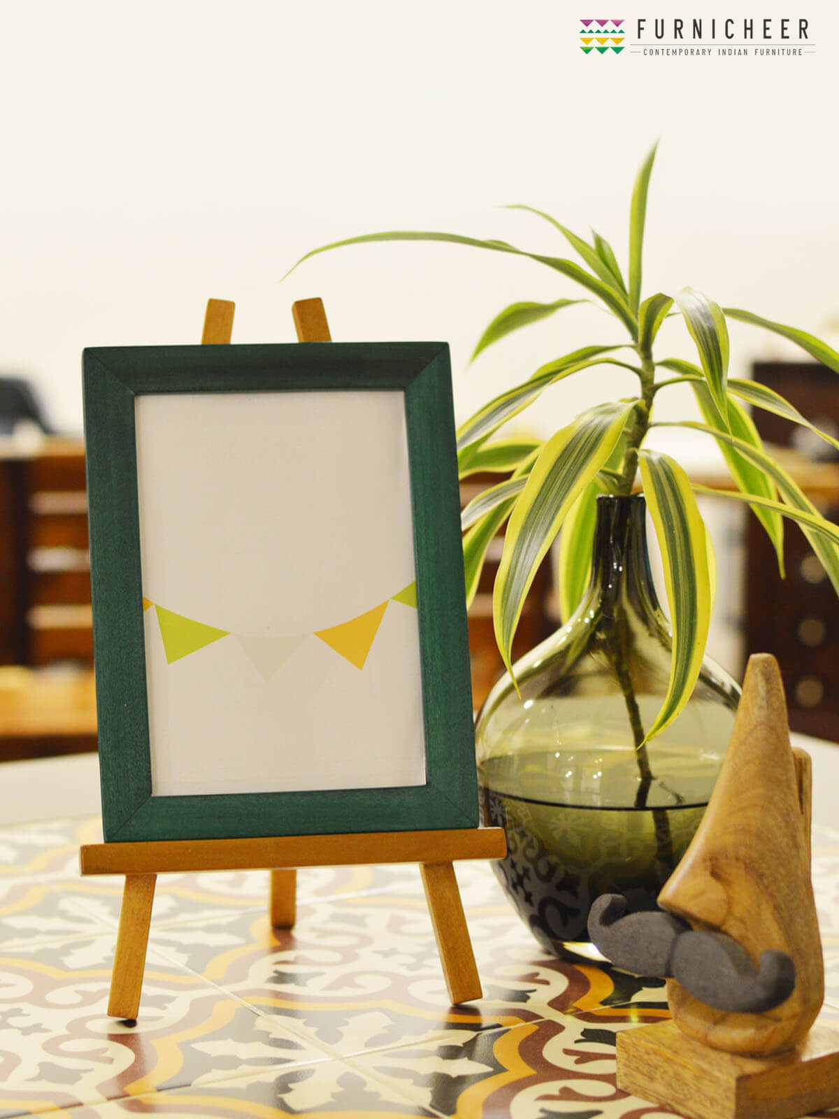 3.PICTURE FRAME WITH EASEL STAND (1)